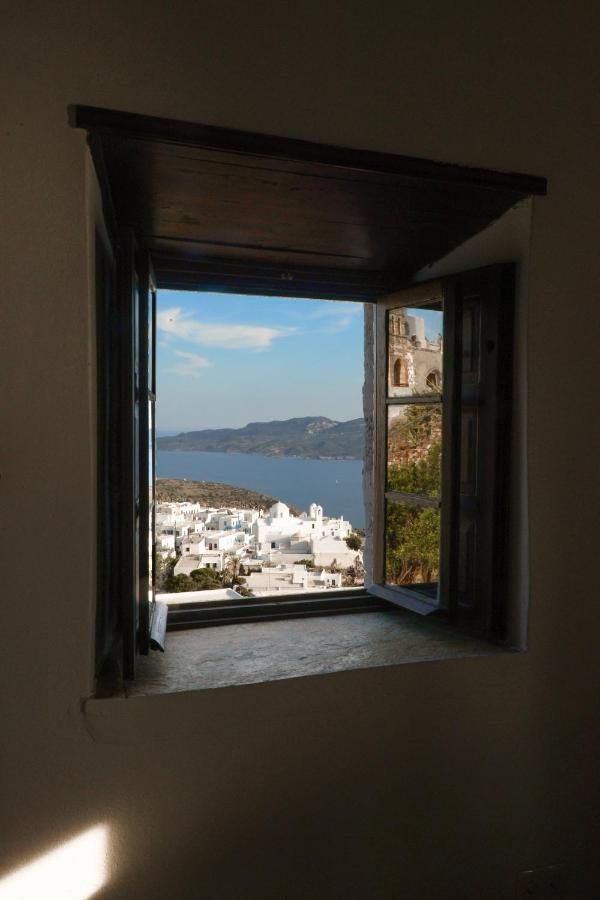 Castrum Traditional Sunset Suites Plaka  Exterior photo